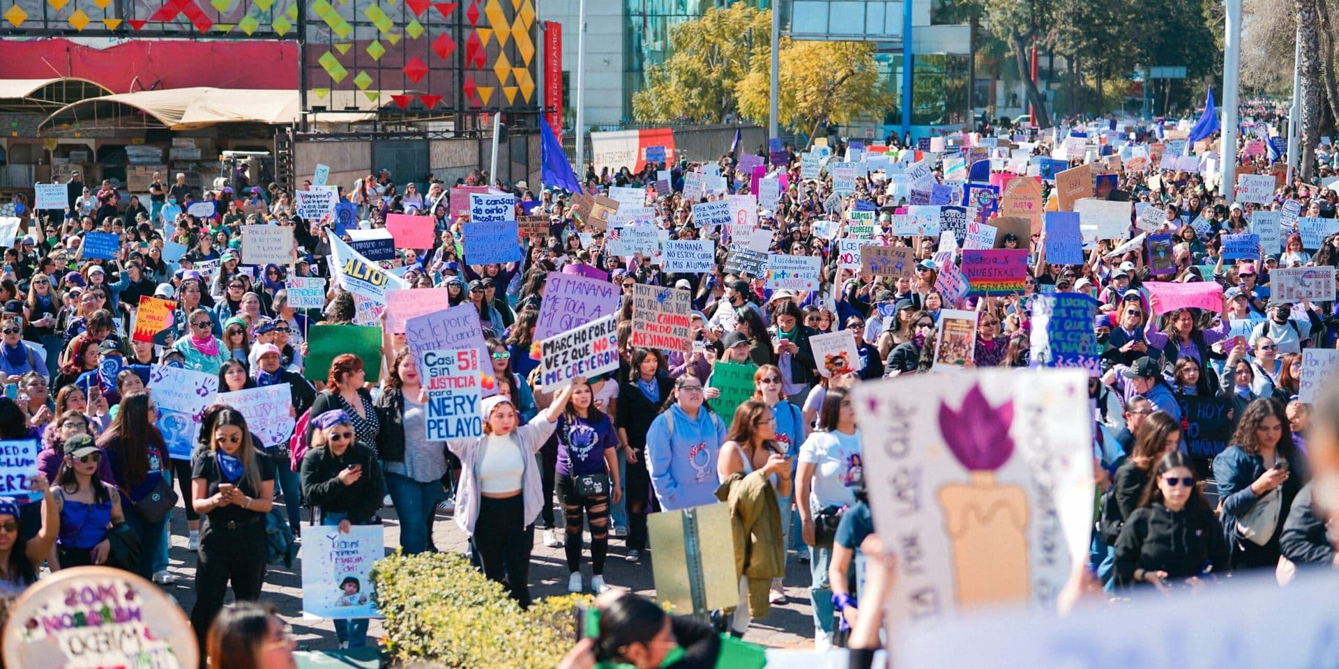Thousands Gather in Arizona to Honor Conservative Activist Charlie Kirk