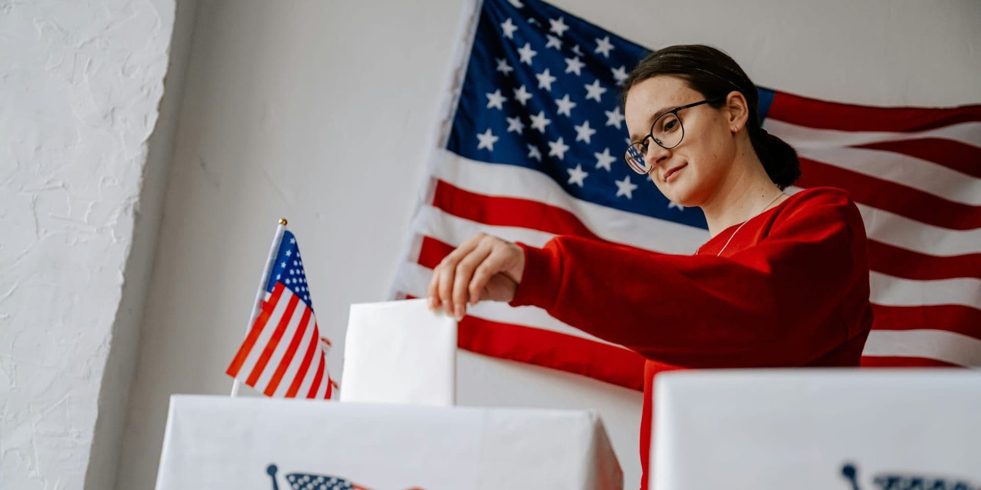 Former Obama Advisor Warns Democrats of Latino Voter Shift